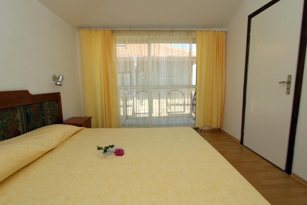 Family Hotel Verona Sozopol Phòng bức ảnh