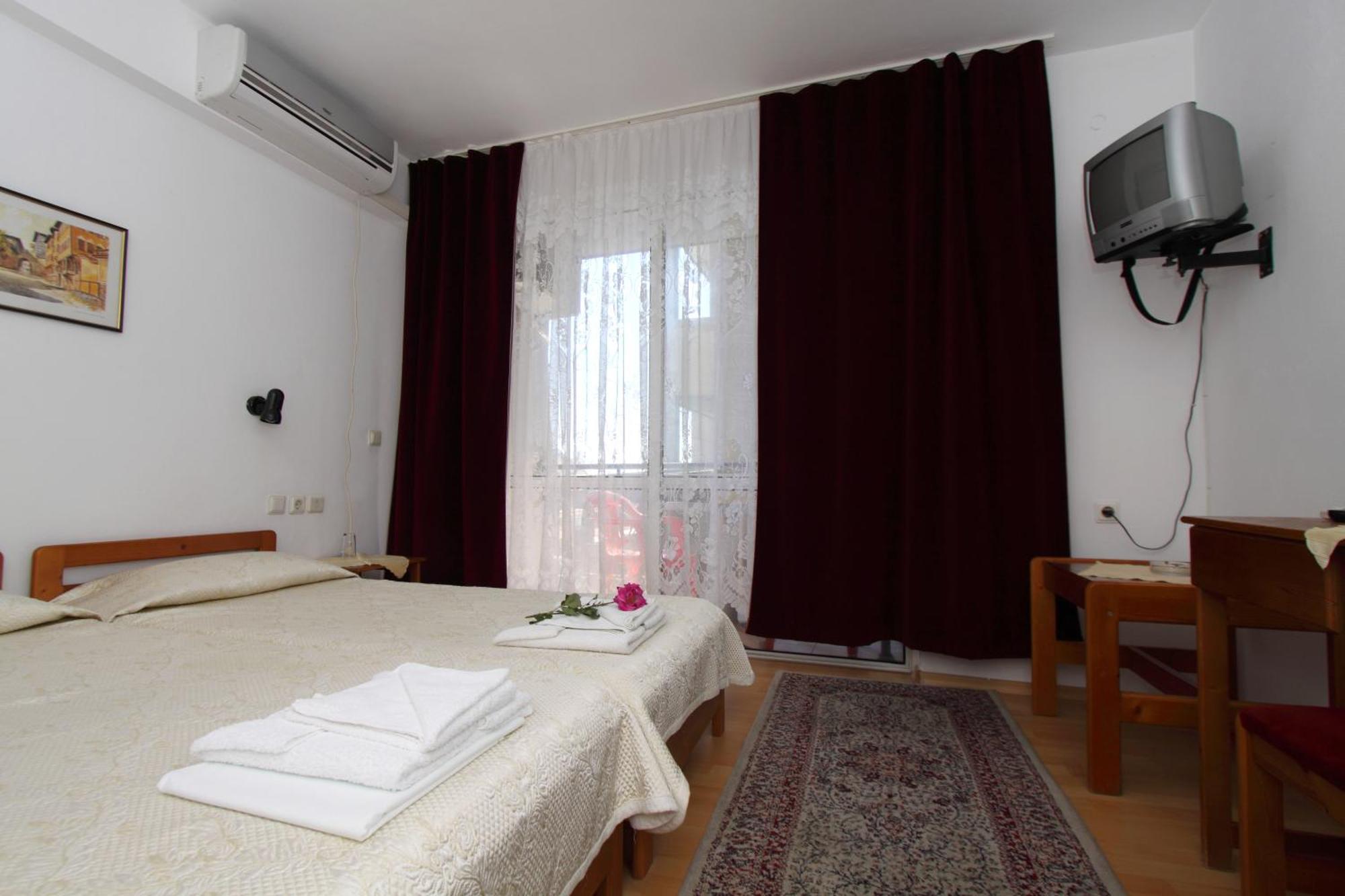 Family Hotel Verona Sozopol Ngoại thất bức ảnh