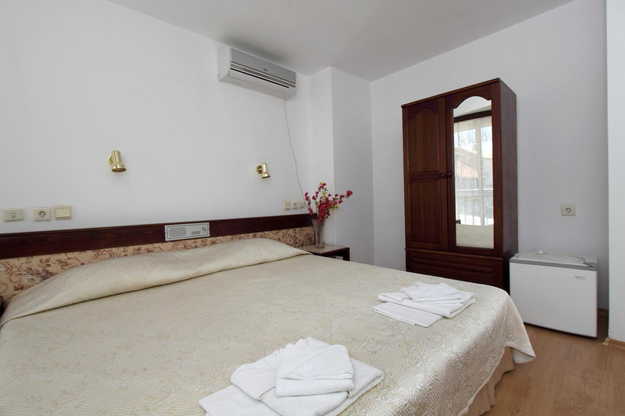 Family Hotel Verona Sozopol Ngoại thất bức ảnh